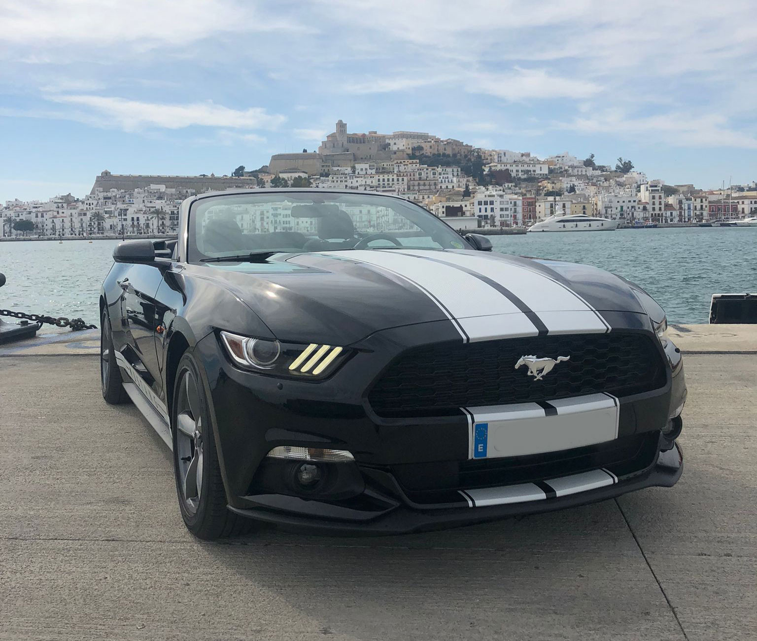 Ford-Mustang-Rental-Ibiza-2