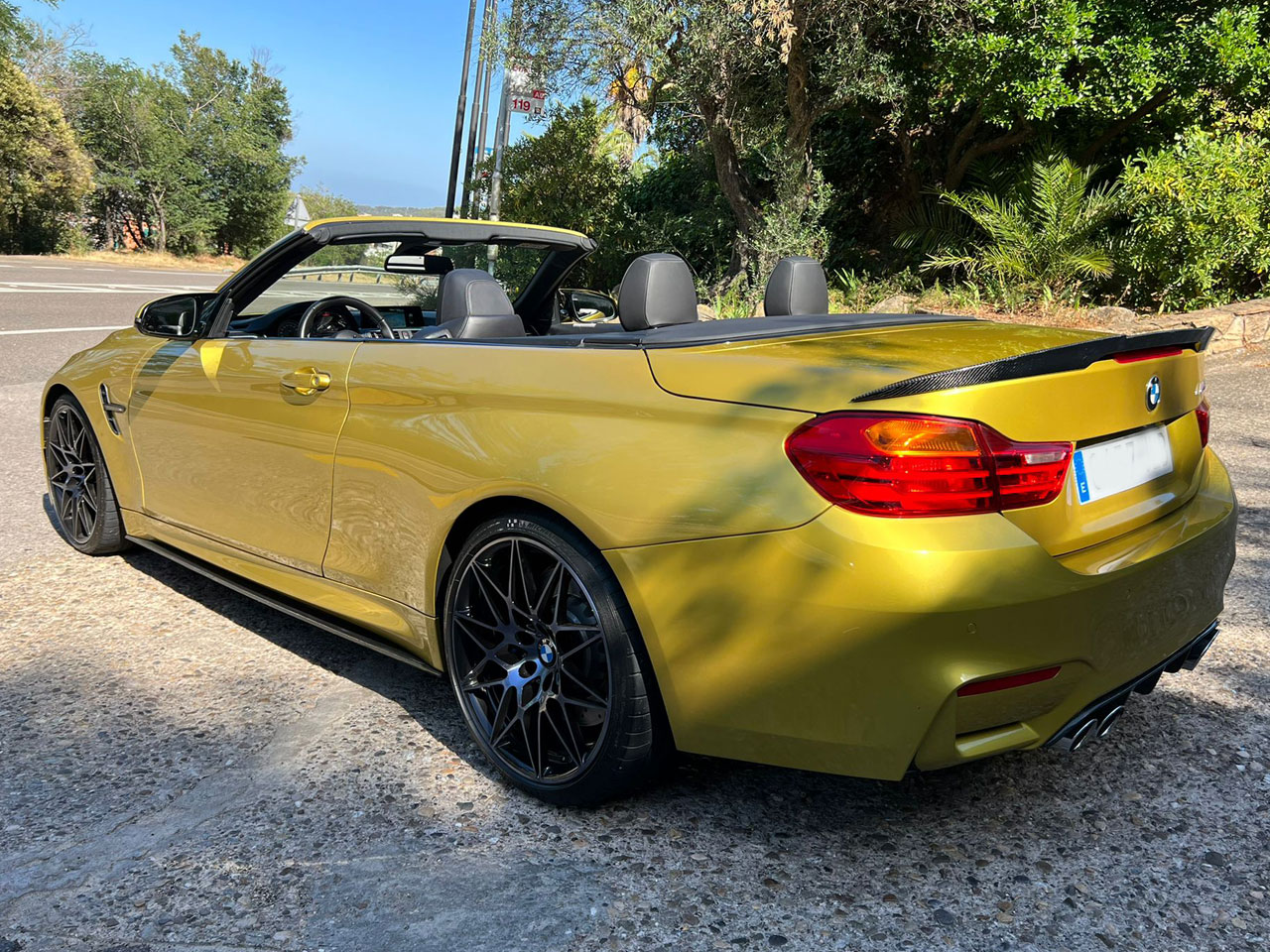 BMW-M4-Performace-Rental-Ibiza-Luxury-Car-Ibiza-3